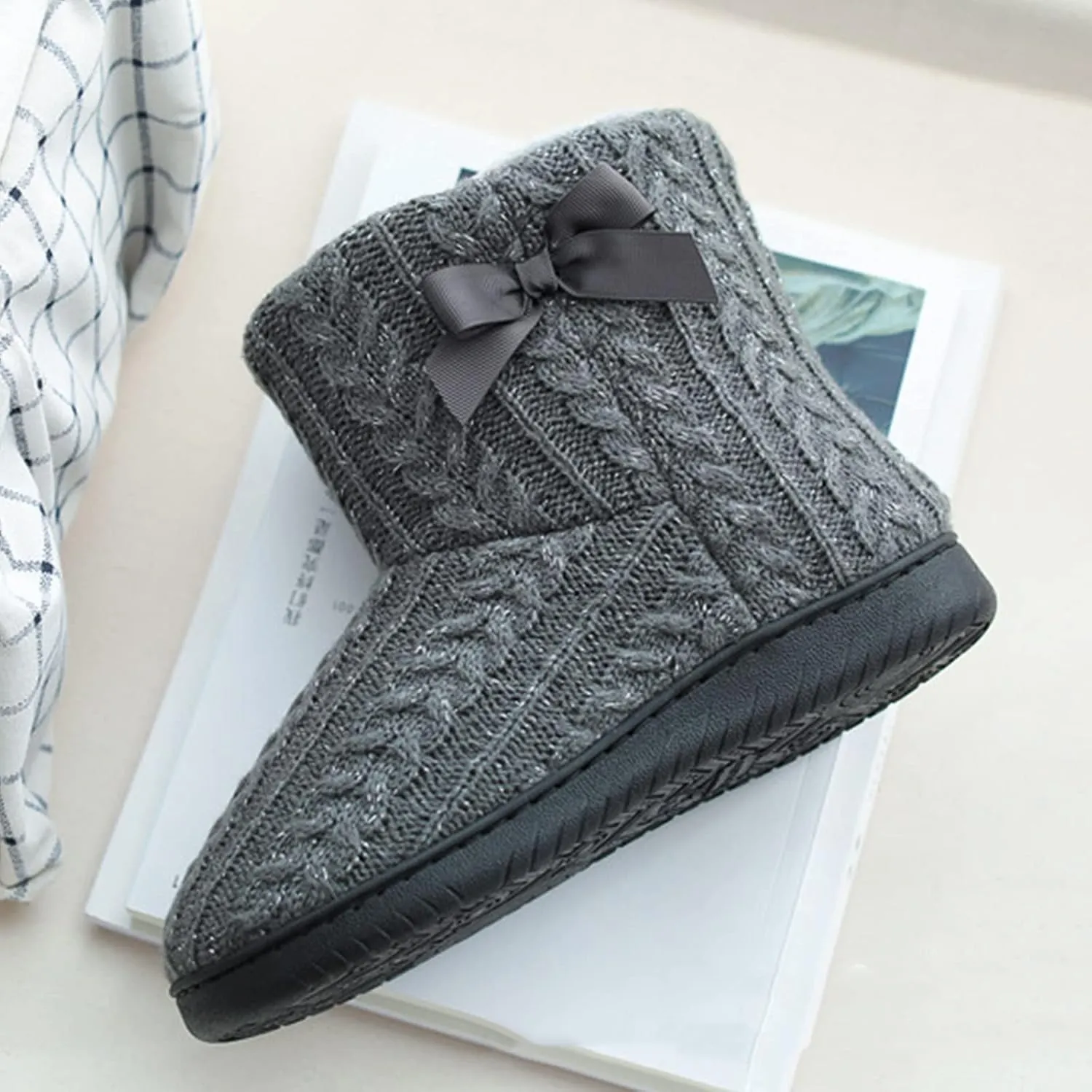 Women Slipper Boots Winter Warm Indoor Bootie Girl Plush Ankle High Boots Non-Slip Home Slipper Knit Twist Large Boot Shoes