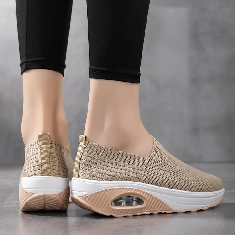 Women's and Men's Lazy Leisure Breathable Jogging Tennis Shoes Light Walking Sports Shoes Breathable Flying Woven Soft Sole one-Step