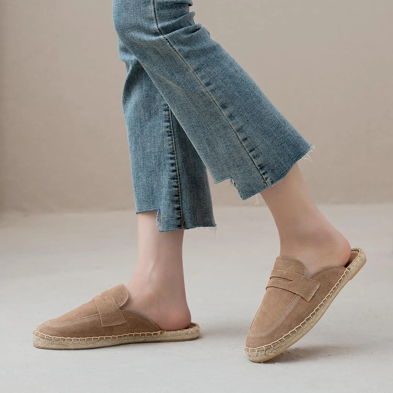 Women's Mule - Soft and Comfortable Women's Flat Mule Slippers, Non Slip Cowhide Flat Shoes, Suitable for Work, Vacation, Beach, Vacation, Shopping