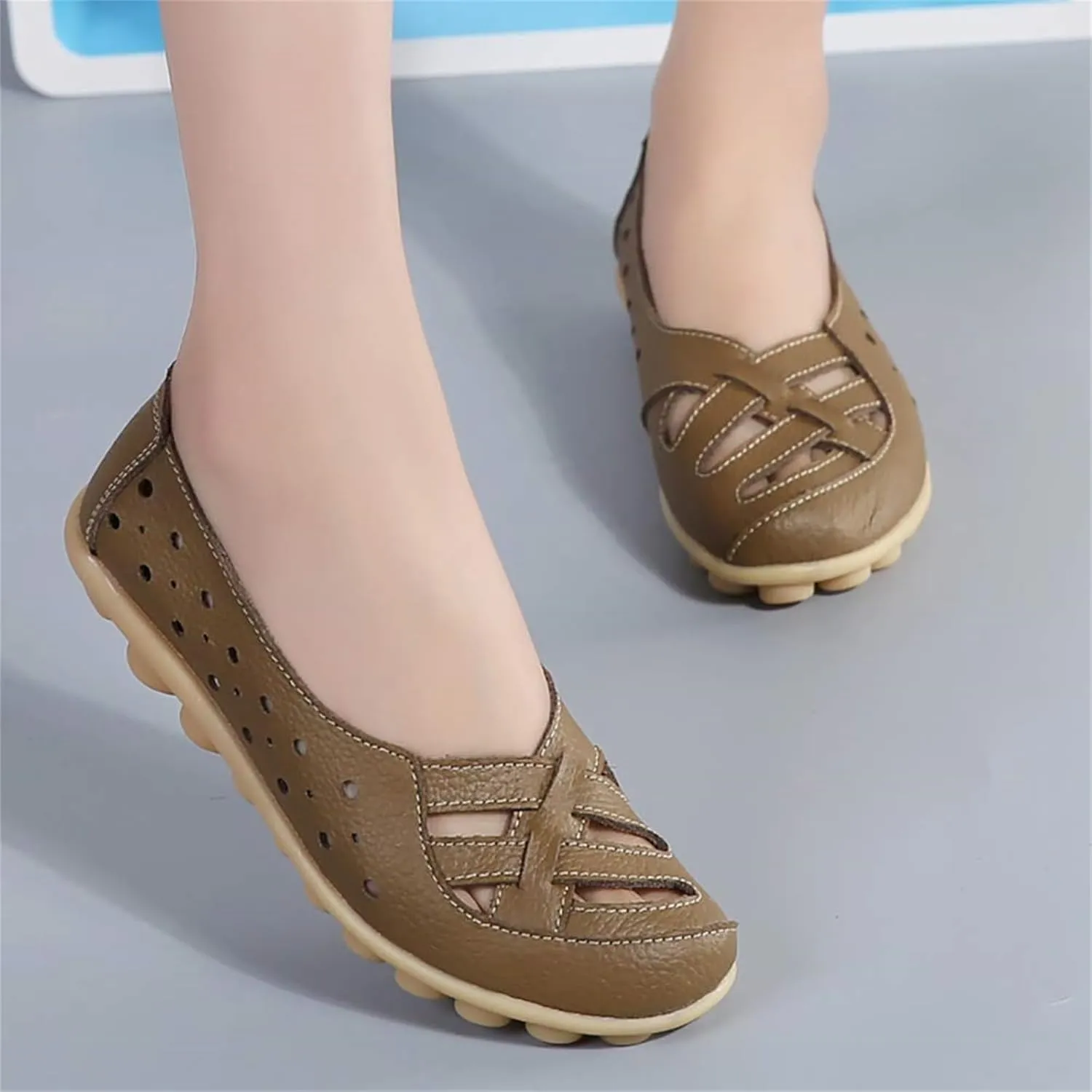 Womens Orthopedic Loafers in Breathable Leather Comfortable Hollow Soft Flats Sandals Summer Casual Slip-On Shoes