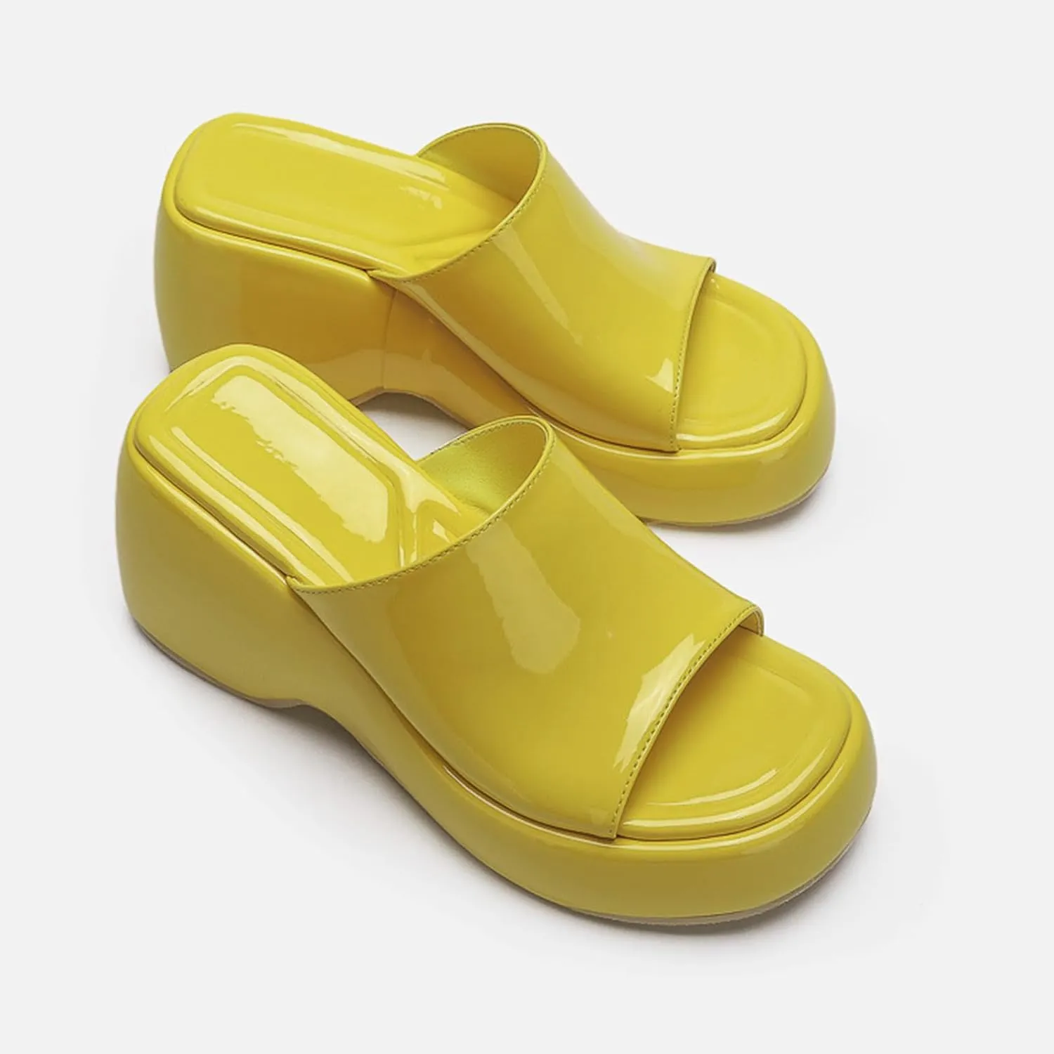 Women's Patent Leather Platform Wedge Sandals with Memory Foam Fish Mouth Open Toe Slip-On Height Increase Non-Slip Slides Sandals for Daily Casual Walking Beach