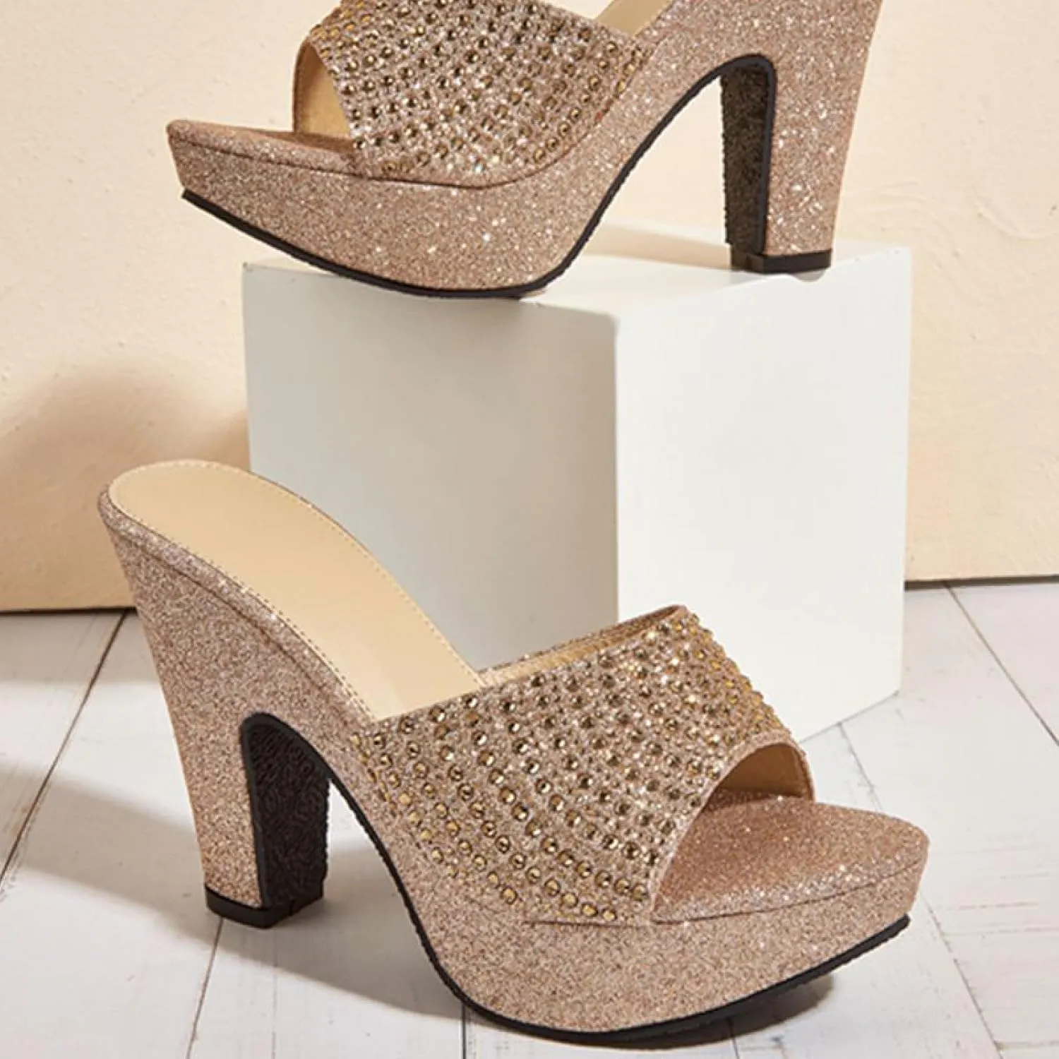 Women's Rhinestones One Strap Chunky Heel Mule Sandals Sexy Pointed Toe Slip On Platform Wedge Fashion Dress Wedding Shoe for Business Party Dating