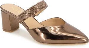 XOXO Women's Kelly Pump