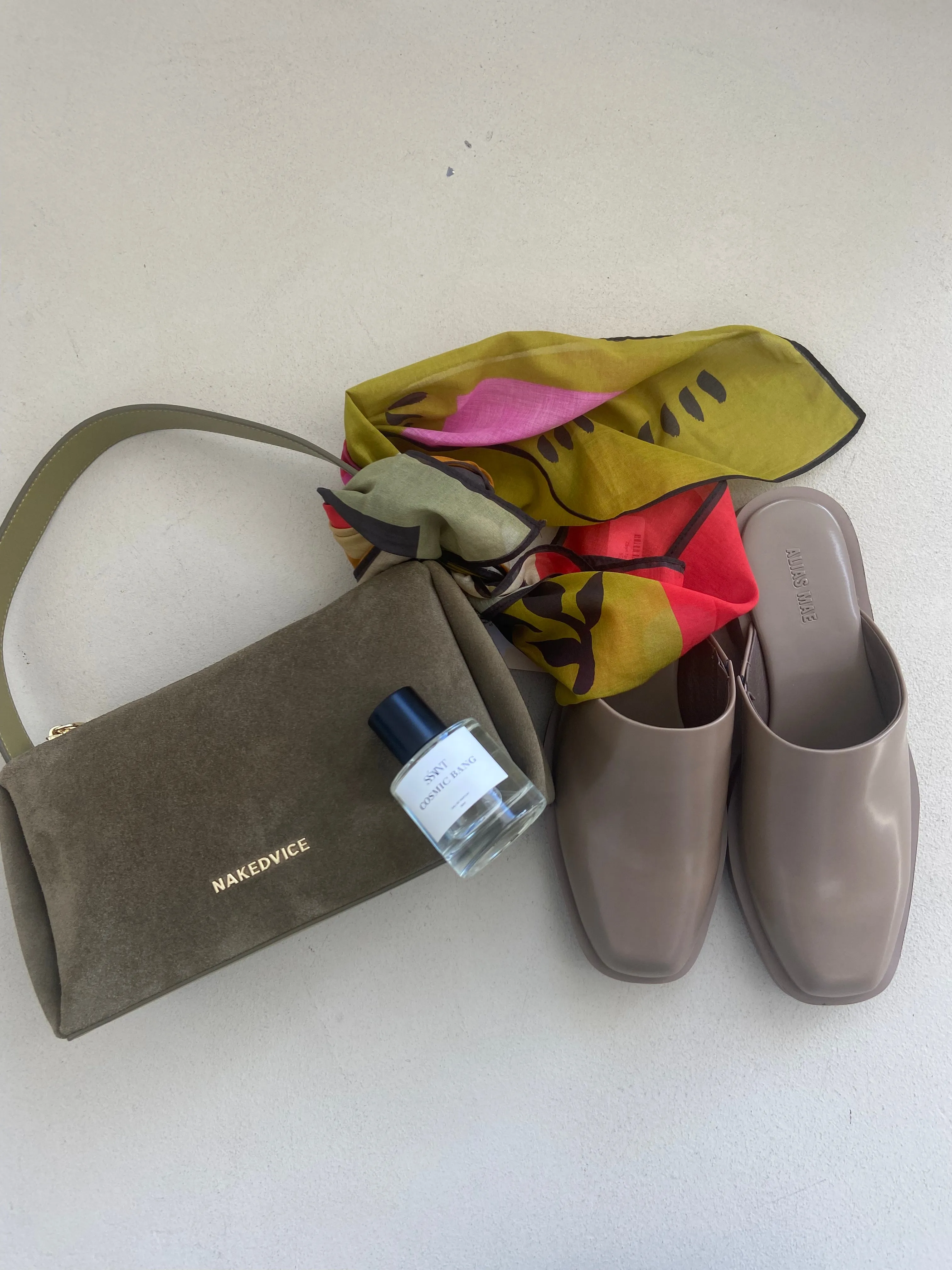 Zayn Taupe Box