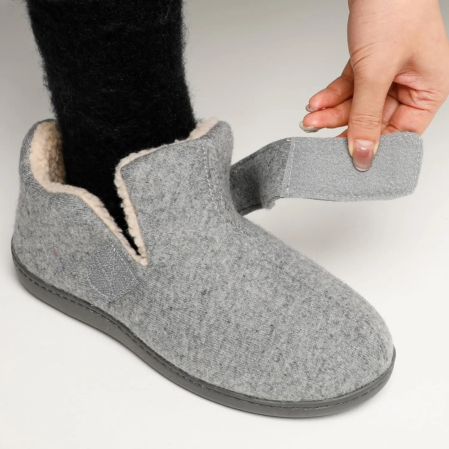 Zizor Women's Ivy Adjustable House Shoes Indoor Outdoor